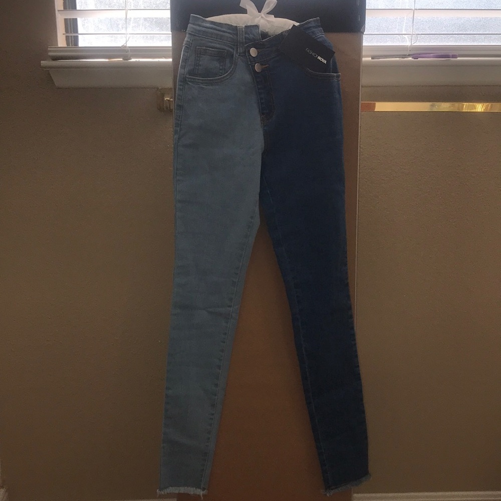 High rise, super cute, & really stretchy!